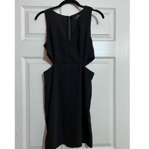 Lulu’s Cutout Bodycon Black Mini Dress size Small NWOT - Picture 1 of 4